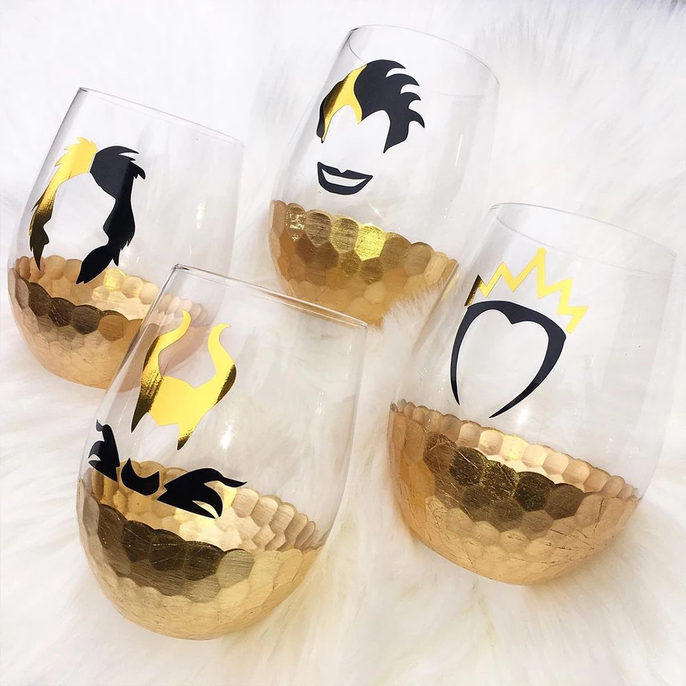 
Multipurpose Wine Tumbler Lid 250ml Egg Shaped Christmas Stemless Wine Glasses Pitcher Water Glass Jug With Finger Indentation 