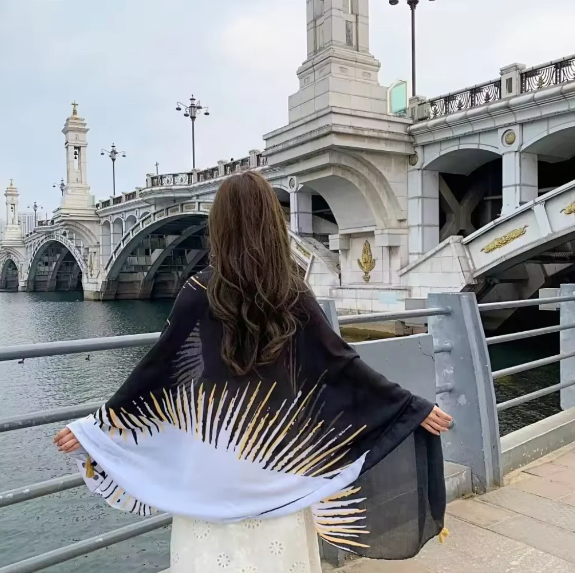 2024 USA Hawaii hot sale 100% soft Rayon Low MOQ custom designed beach sarong pareo perfect beach coverup beach towel