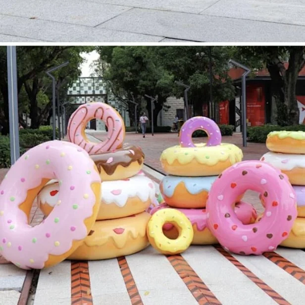 Large Outdoor Waterproof Fiberglass Ice Cream Statue Decoration Commercial Square Park Decoration Ice Cream Fiberglass Sculpture