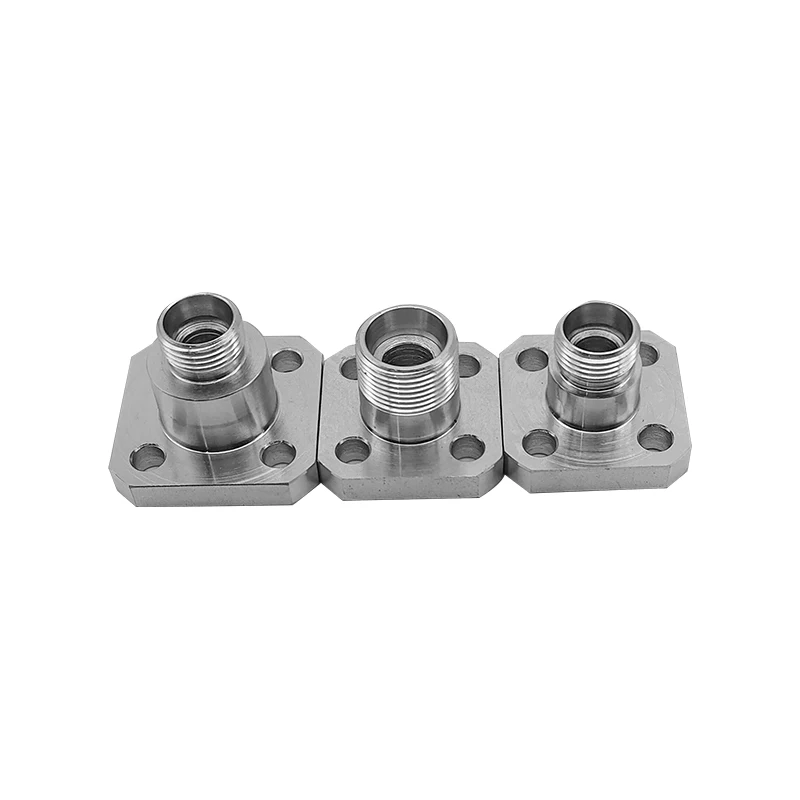 2024 Customized Metal Fittings SAE Flanges Butt Weld Flanges Carbon Steel ISO 6161 ISO 6162 Hydraulic Square Flanges