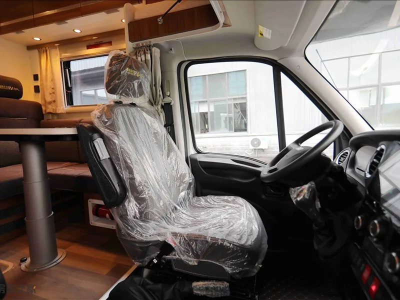 Wholesale Motorhomes Luxury Equipment Travel Van Off-Road 4x4 Best Cheap Compact Motor Home Bus