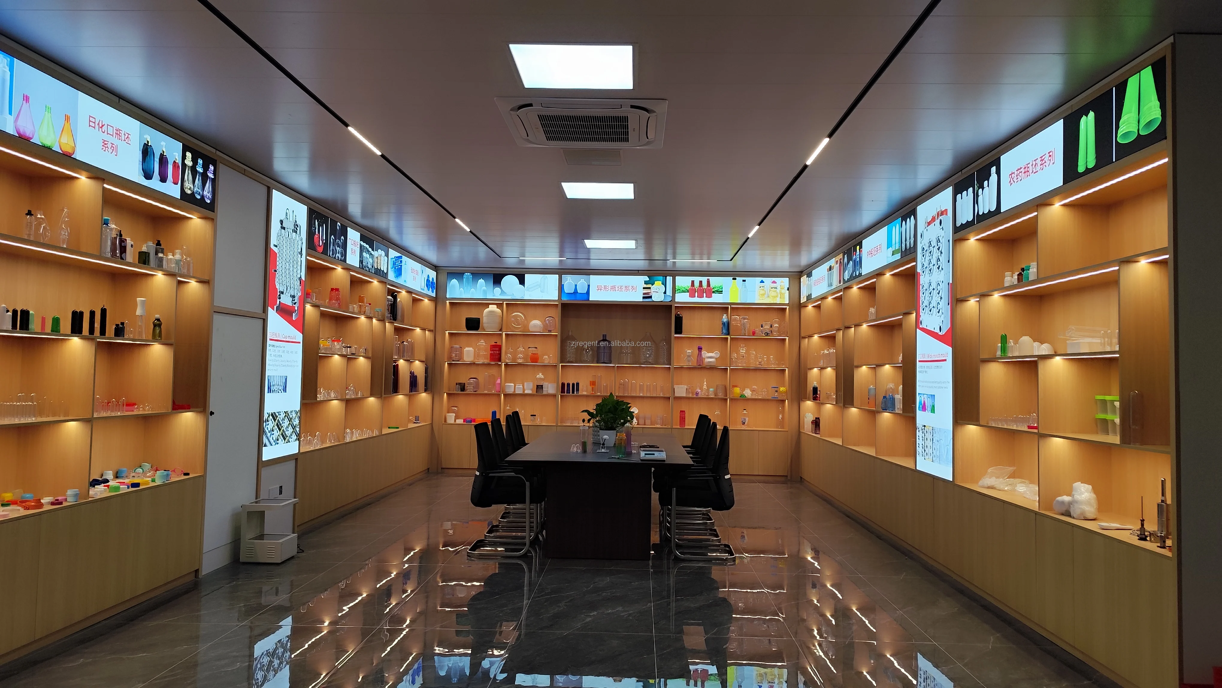 High Precision S136H 72 Cavity Pin Valve Gate PET Preform Mould in Hangxiang Mould Factory