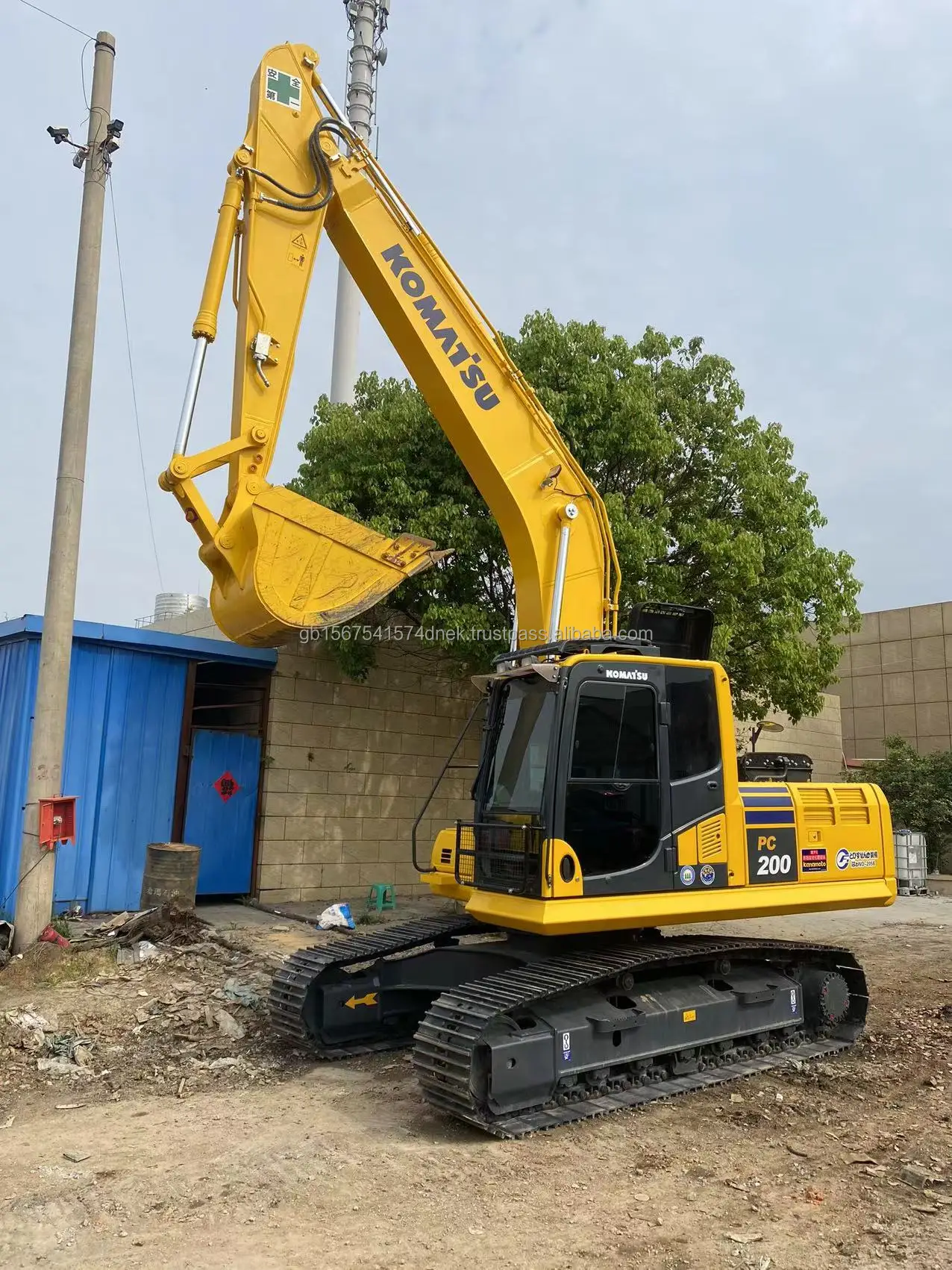 Аутентичный строительный экскаватор Komatsu pc200-8N1 подержанный по низкой цене