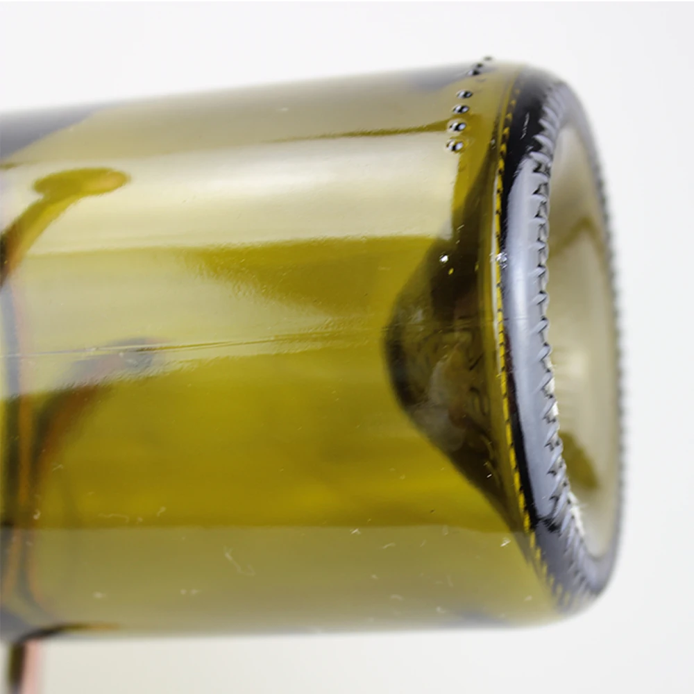 Explosive New Products 700ml 750ml liquor wine vodka brandy whisky glass bottles with Electroplated Surface Handling