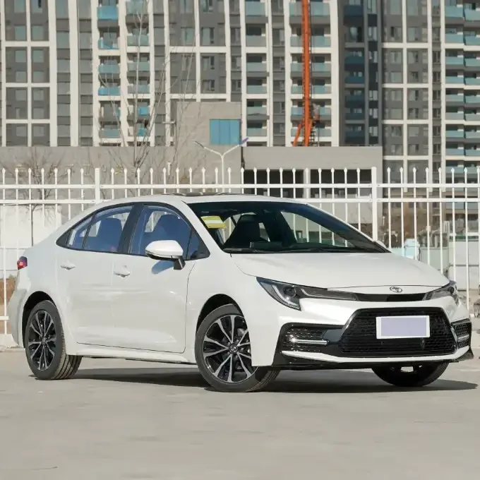 New fifth generation smart electric hybrid levin Vehicle exterior design 4 door 5 seat new energy commercial vehicles