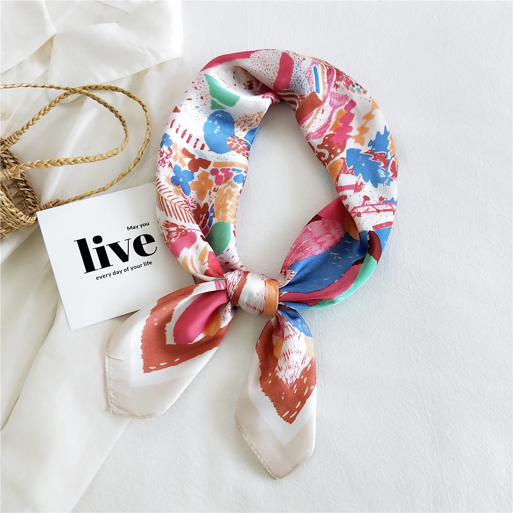 Custom LOGO Luxury Brand Design Hijab Bandana Colorful Digital Printing 100% Silk Scarf Satin Silk Scarf for Women