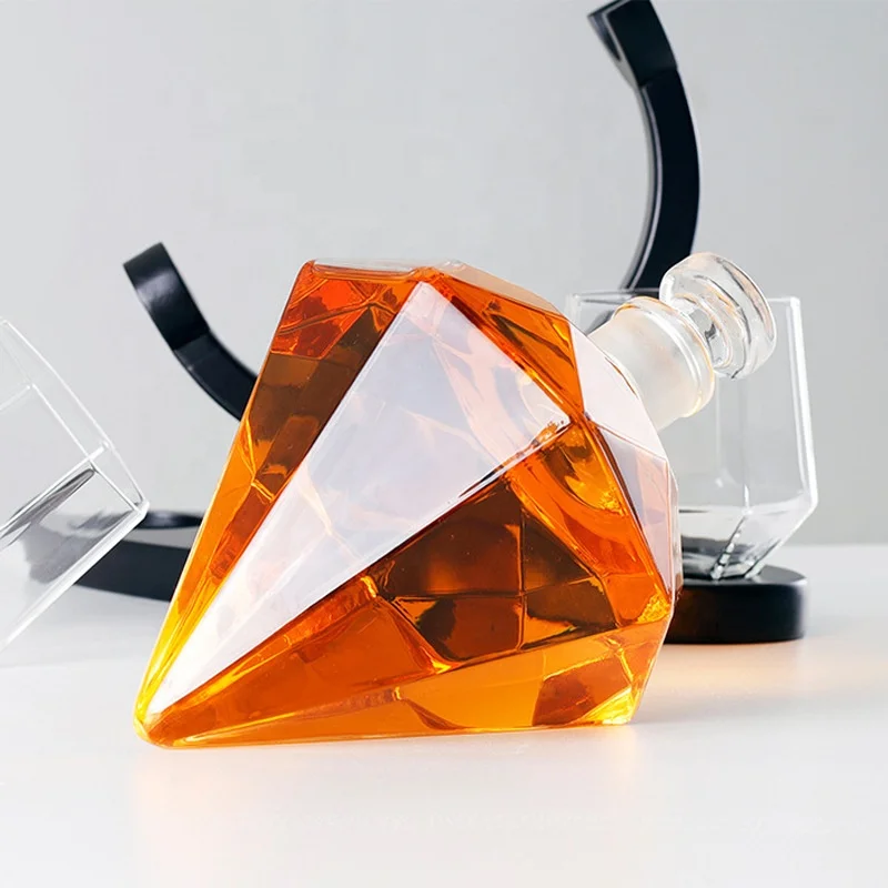 Diamonds Shaped  Empty Glass Wine Bottle Decanter