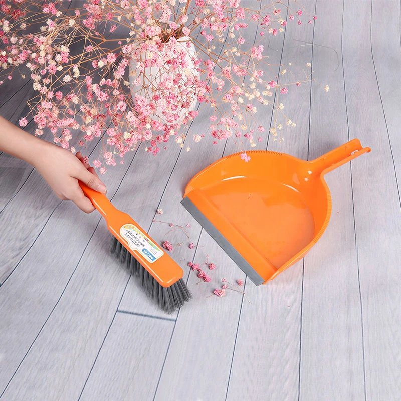 Factory Wholesale Quality Indoor Cleaning Tools Plastic Dustpan  Brush Set