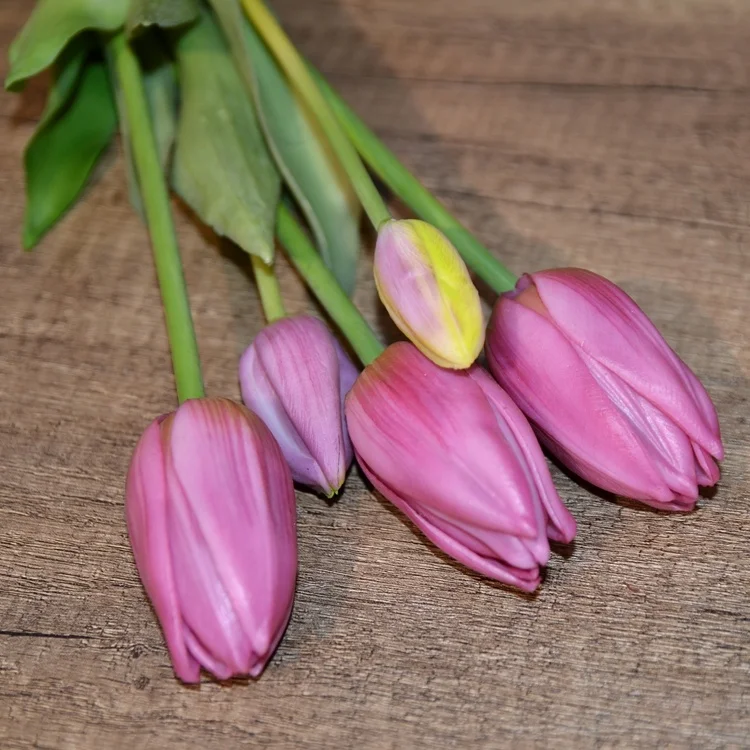 high quality artificial flower classic  tulip bunch for wedding decoration, event decoration and home decoration