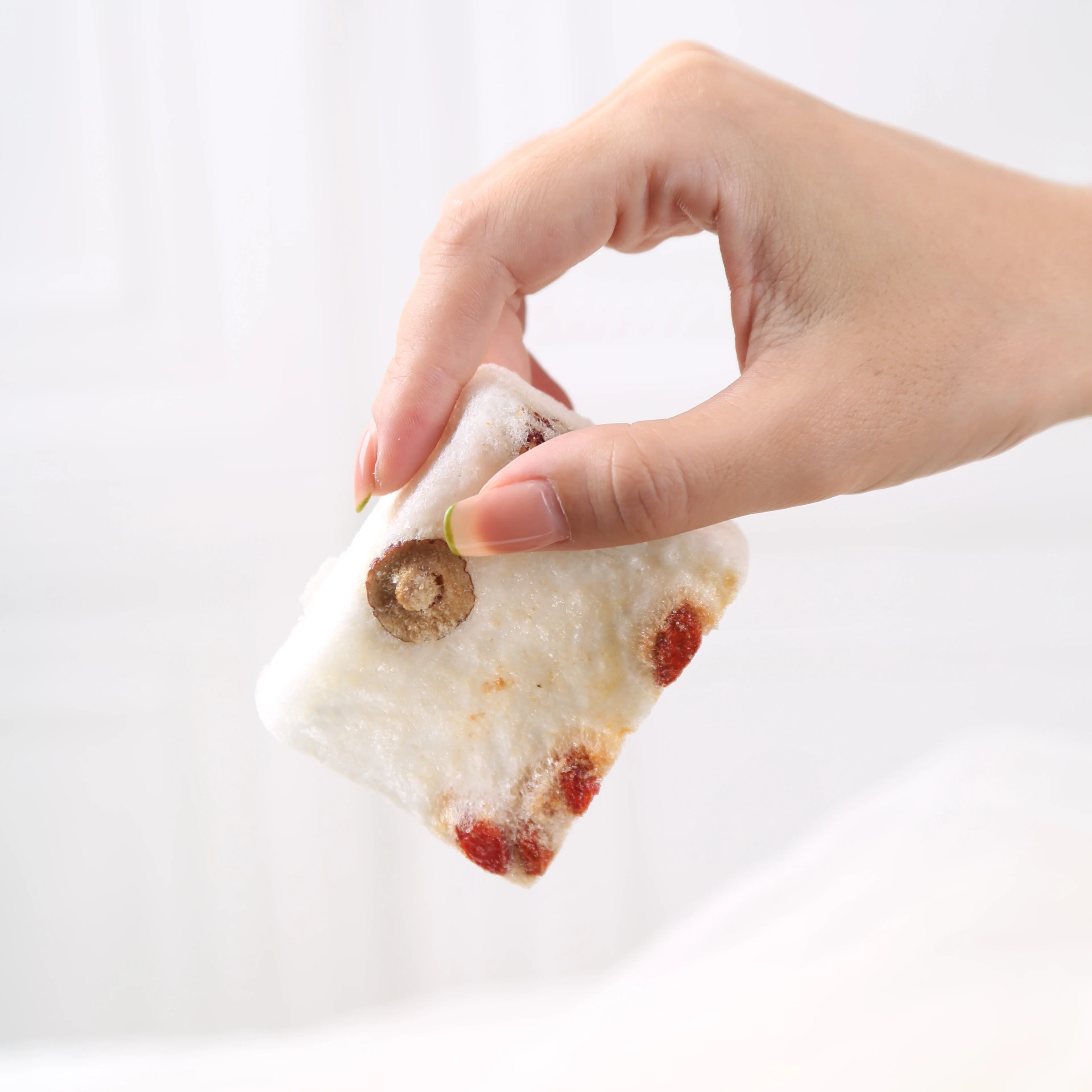 2022 Instant Food Cheap Frozen Dried Tremella Soup Red Dates Wolfberry Tremella Block