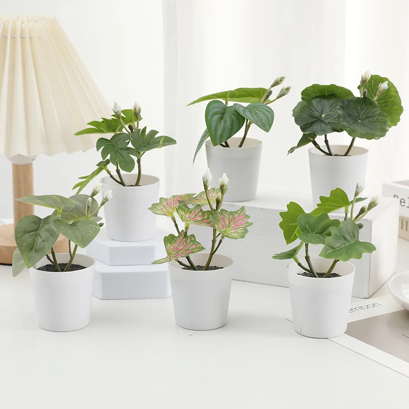 Mini small plastic bucket Plant Green fake flowers Wholesale artificial watermelon leaves sweet potato leaves balcony decoration