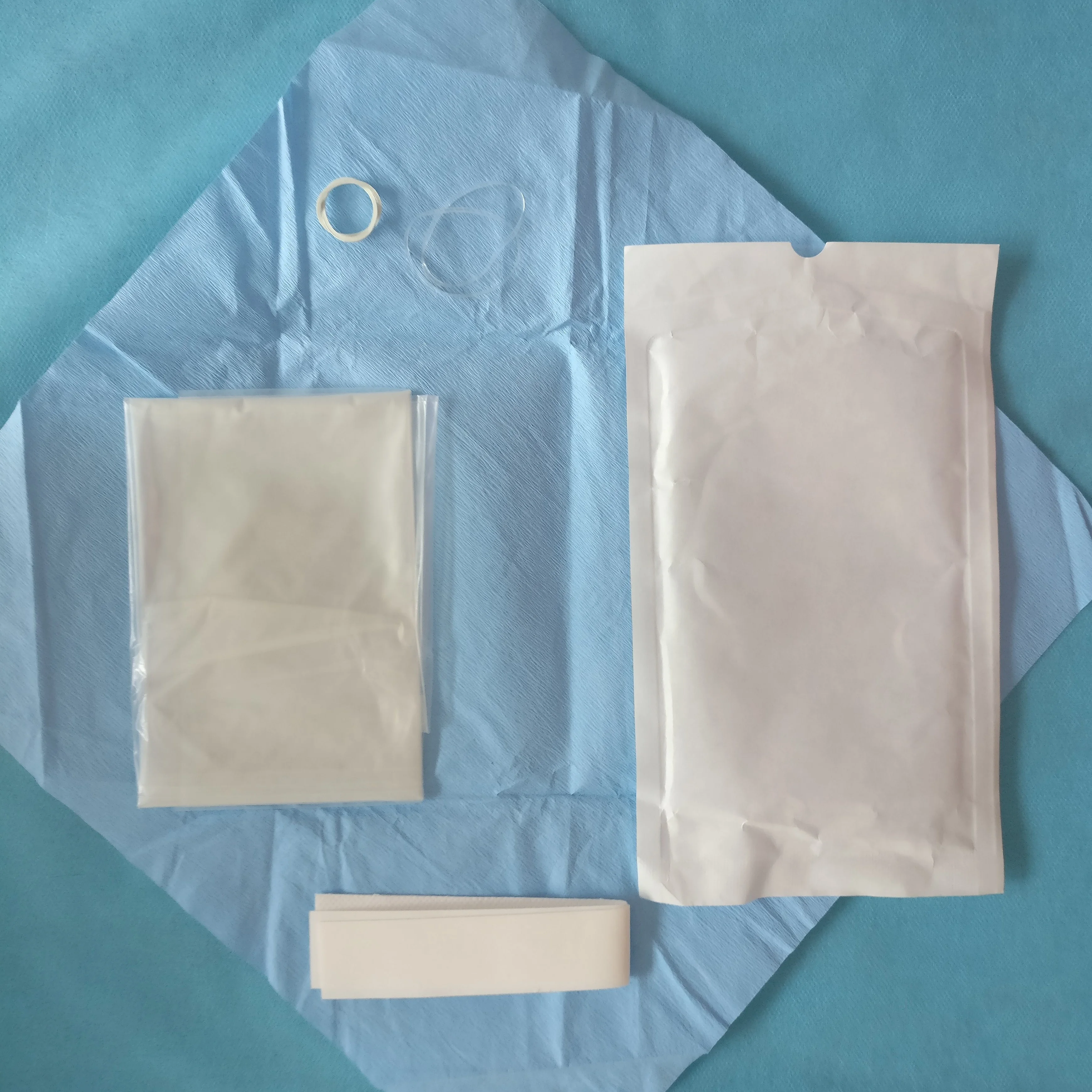 Disposable Medical Non-Woven Surgical Non Skid Shoe Cover Anti Slip Polypropylene PE CPE Boot Covers OEM