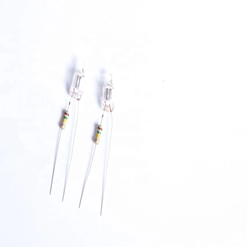 Неоновая лампа с резистором и проводом/неоновая лампа