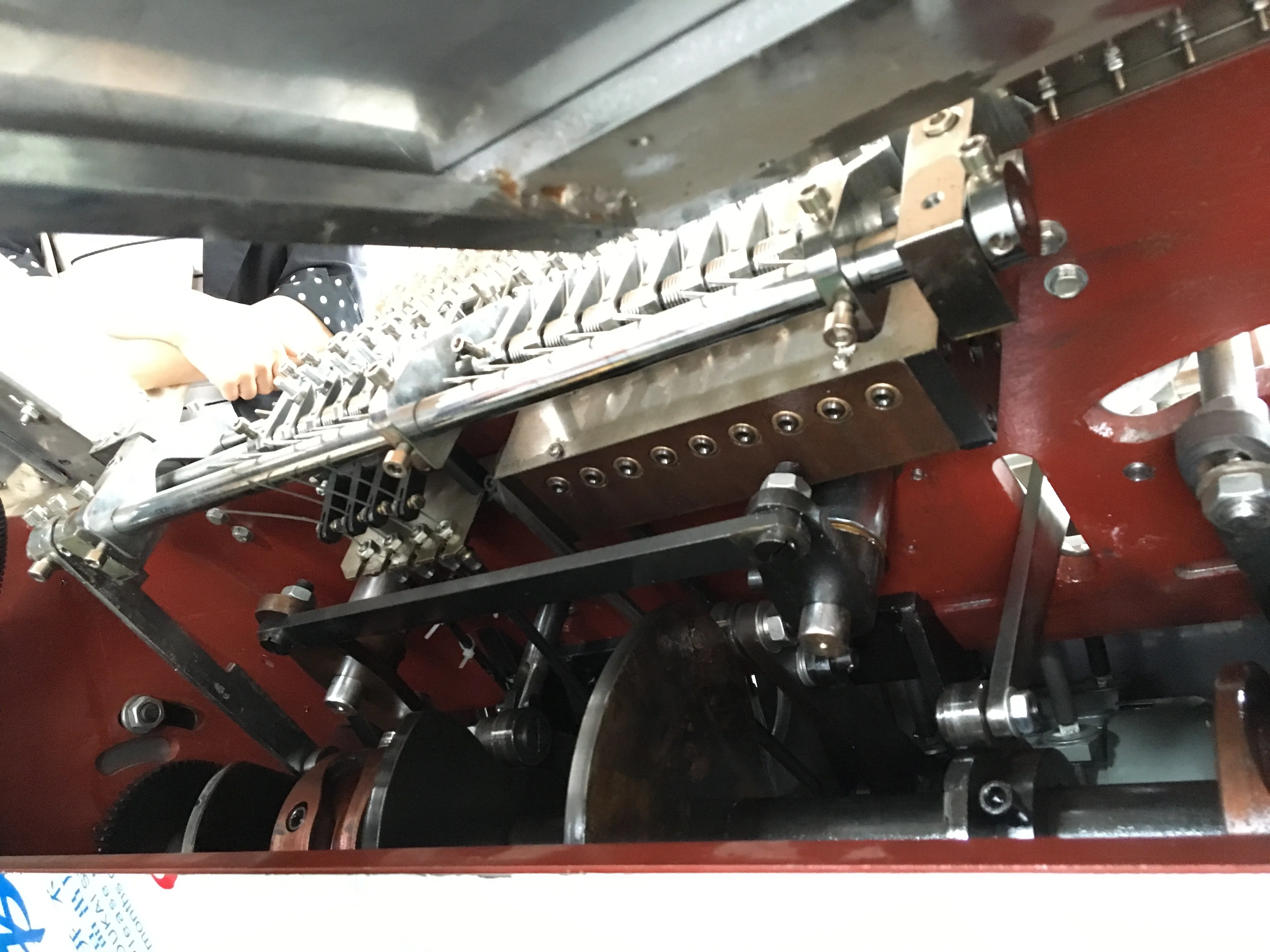 new design soft gummy bear worms candy maker machine depositing pouring cooking dissolving mixing melting moulding manufacturing