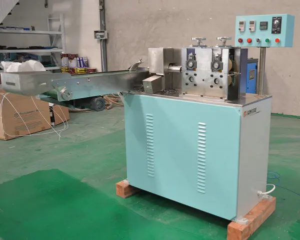 Lollipop stick making machine