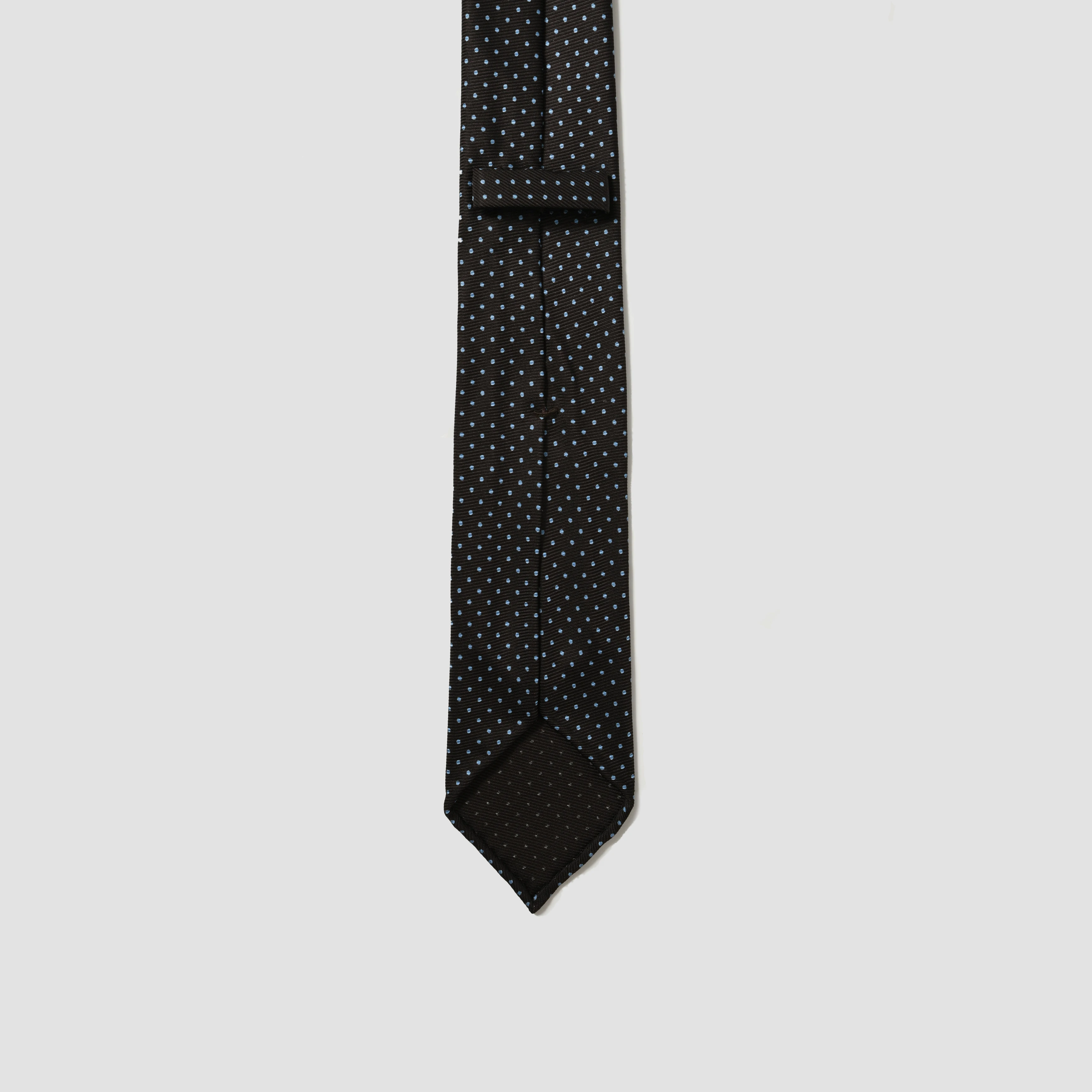 Sophisticated Silk Tie - Pure Silk, Bright Solid Color - Customizable Size For Spring & Summer Chic