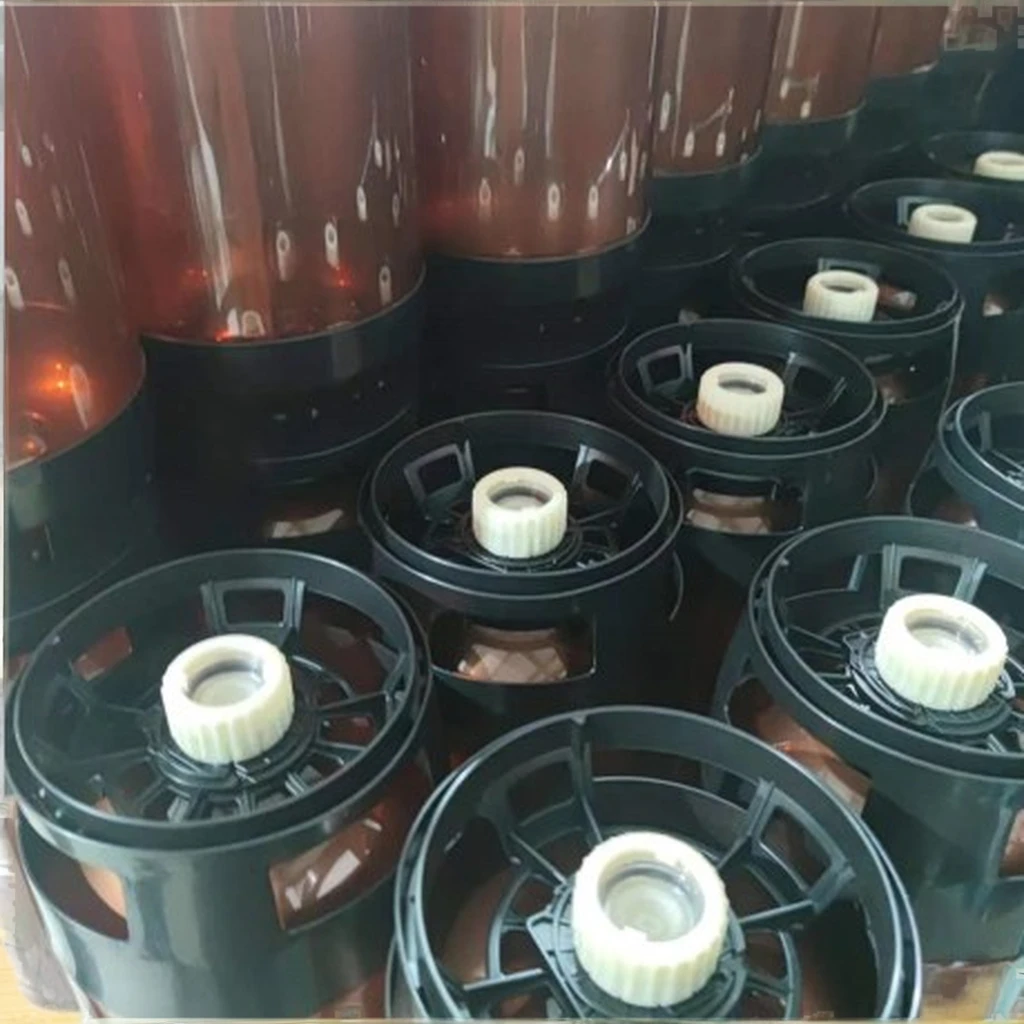 Omembrew Free Sample 20L 30L PET Draft Beer Kegs with A/D/S Plastic Beer Spear Empty Kegs for Brewing