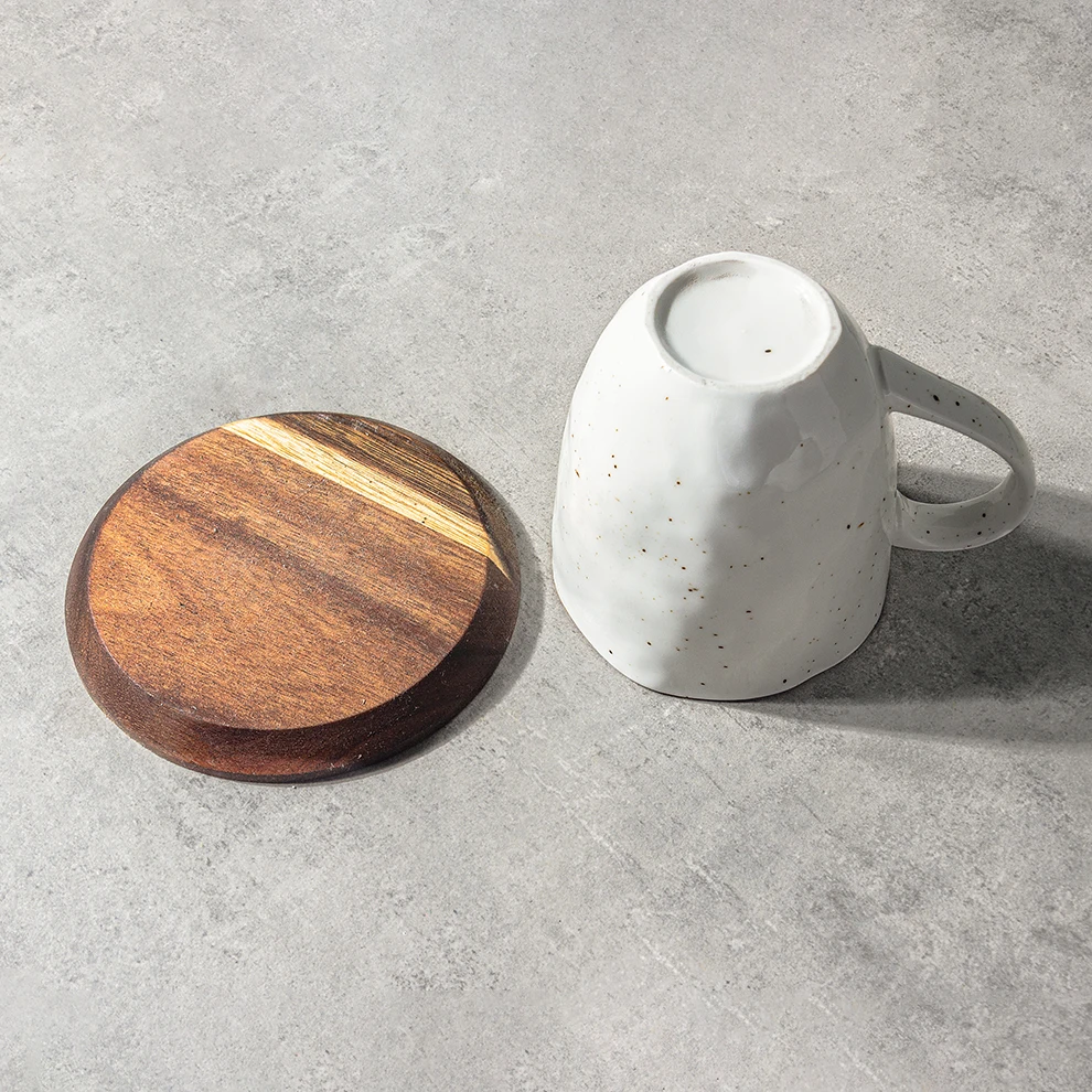 2022 Crockery Cups Oem Logo Mugs Bulk White Cappuccino MUG with Gold Rim For Cafe Shop Speckled Ceramic Coffee Mug OEM Promotion