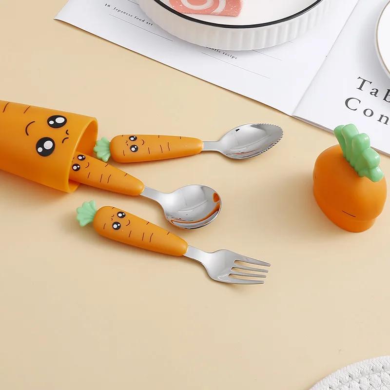 Food Grade Cute Carrot Design Safe Child Cutlery Set Stainless Steel 304 Food Feeding Spoon and Fork with Case Kids Flatware Set