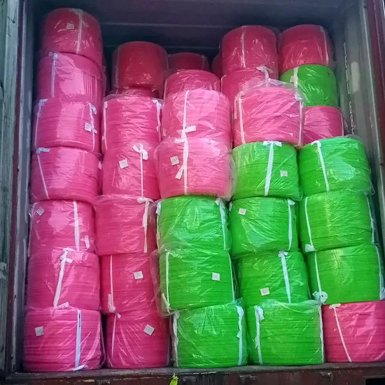 Good Price  80%polyester 20%polyamide Microfiber Magic Strip  Fancy Yarn Microfiber Cloth Roll For Mop