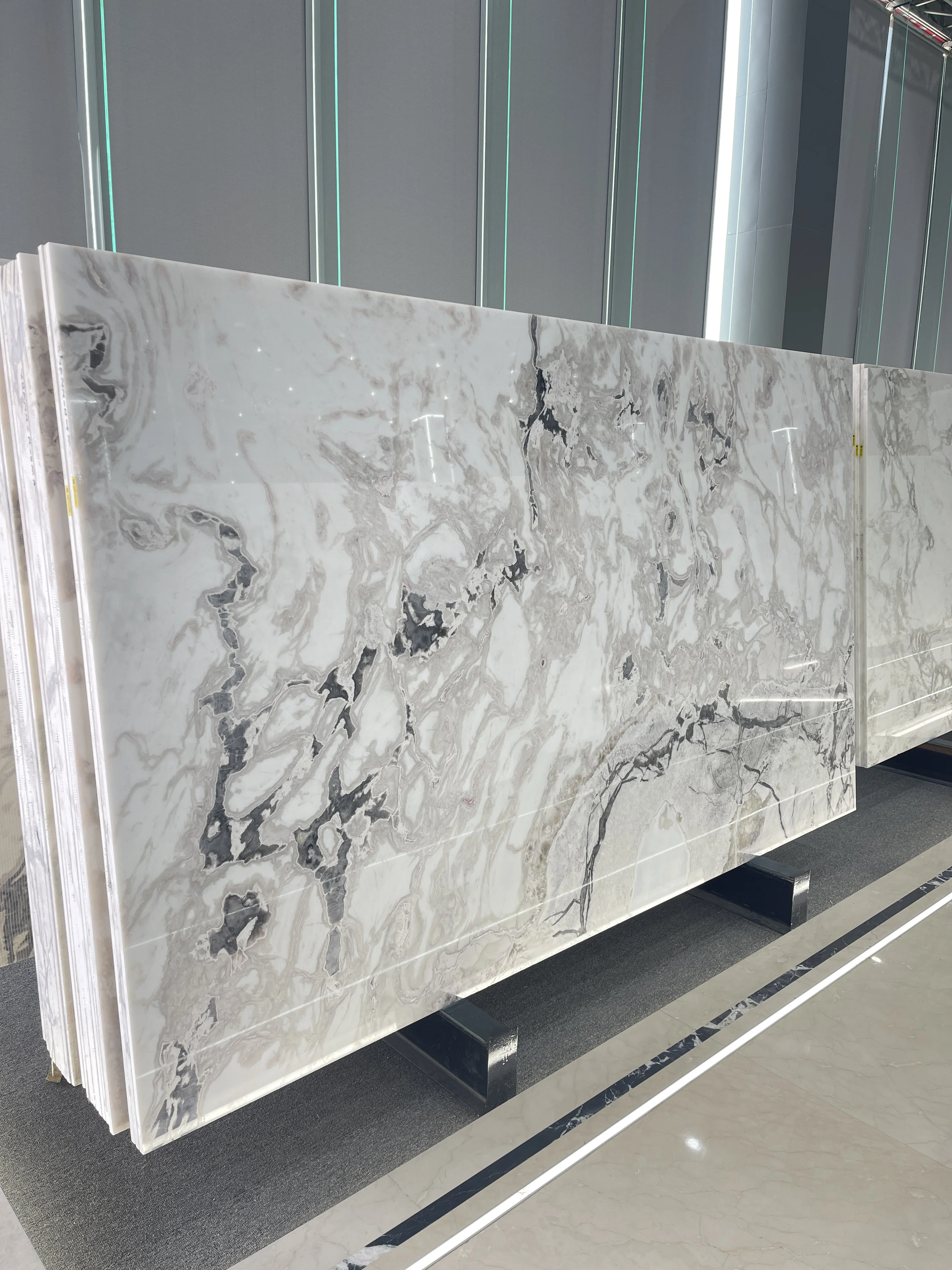Chinese New Marmara White Marble Stone Slab Flooring Wall Tiles Design