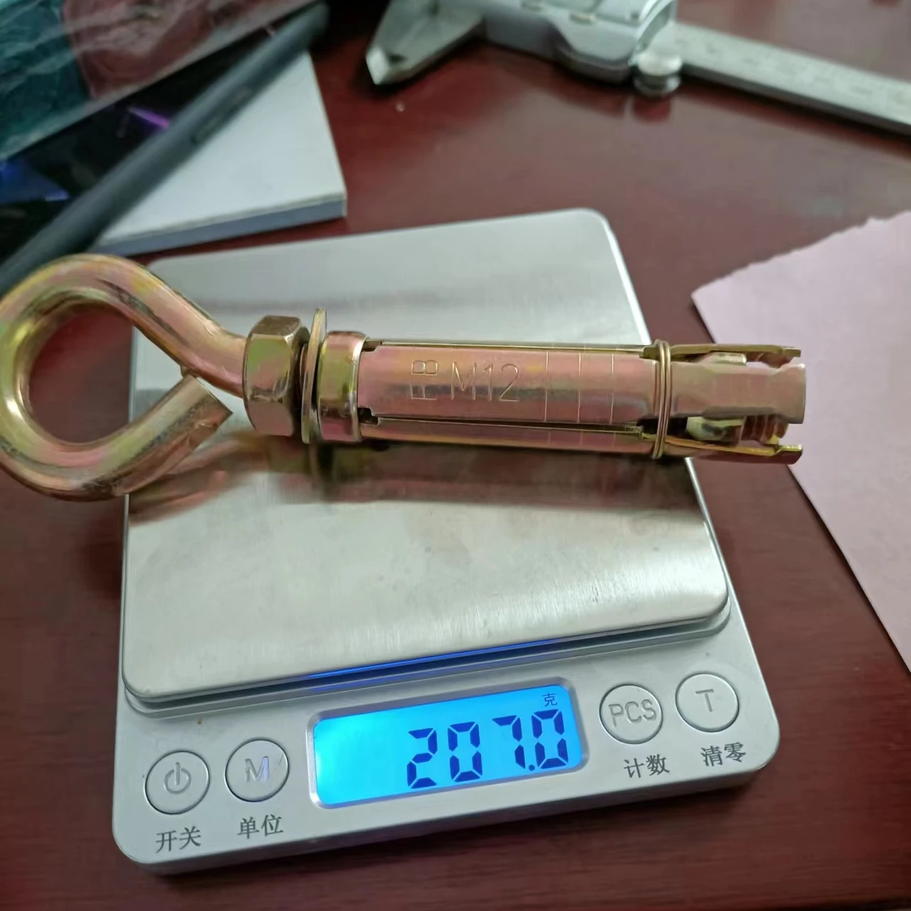 4pcs Heavy Duty Shield Anchor With Eye Type Hook Bolt