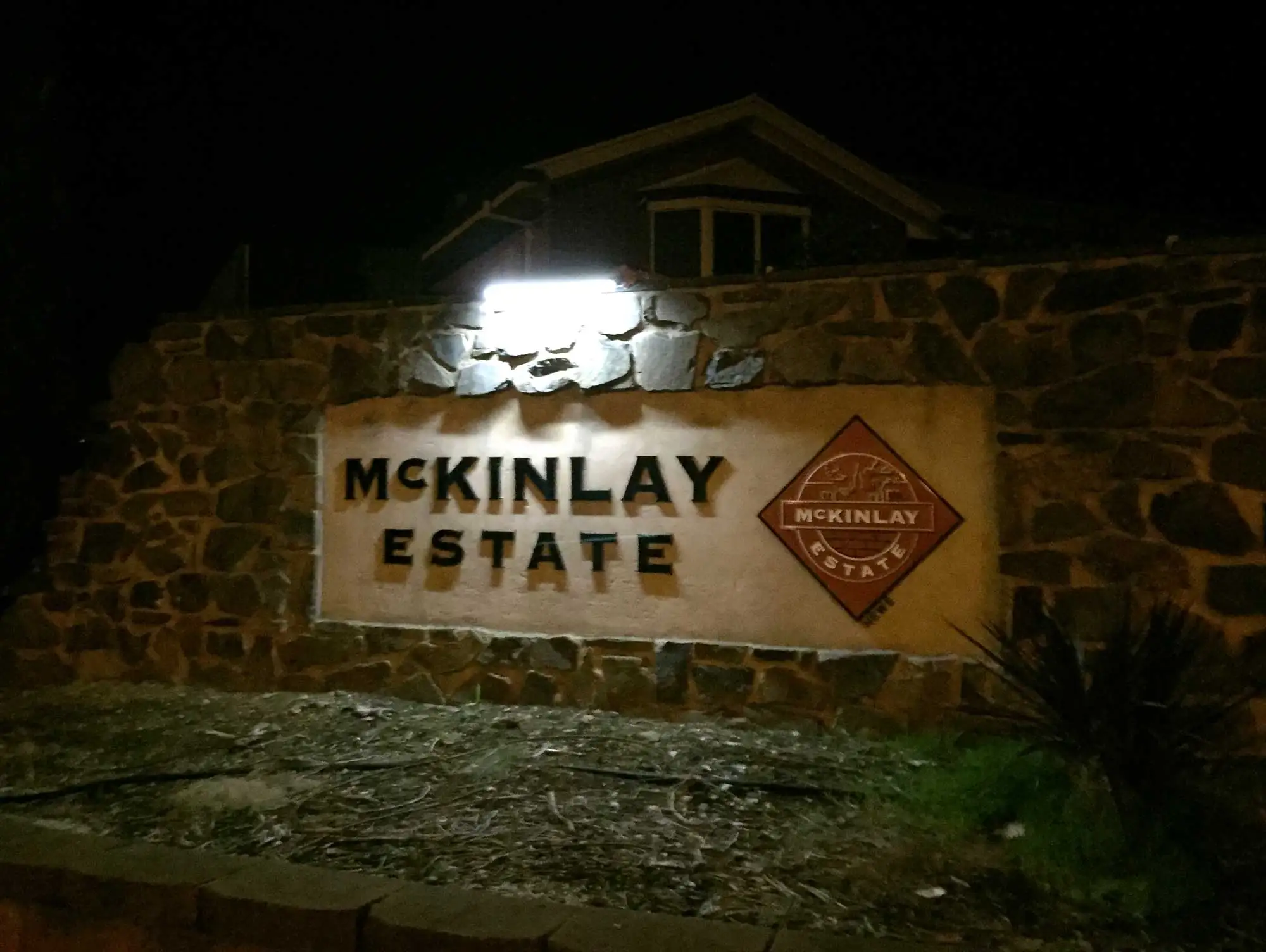 Solar Billboard Light Ip65 Outdoor Solar Led Advertising Sign Light 5w Integrated Solar Tube for Outdoor Advertising Signboard