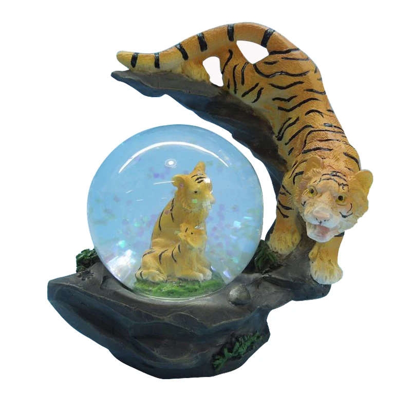 
Custom Resin Tiger Figurines Snow Globe Water Globes Water Ball at any size for Souvenir Gift 