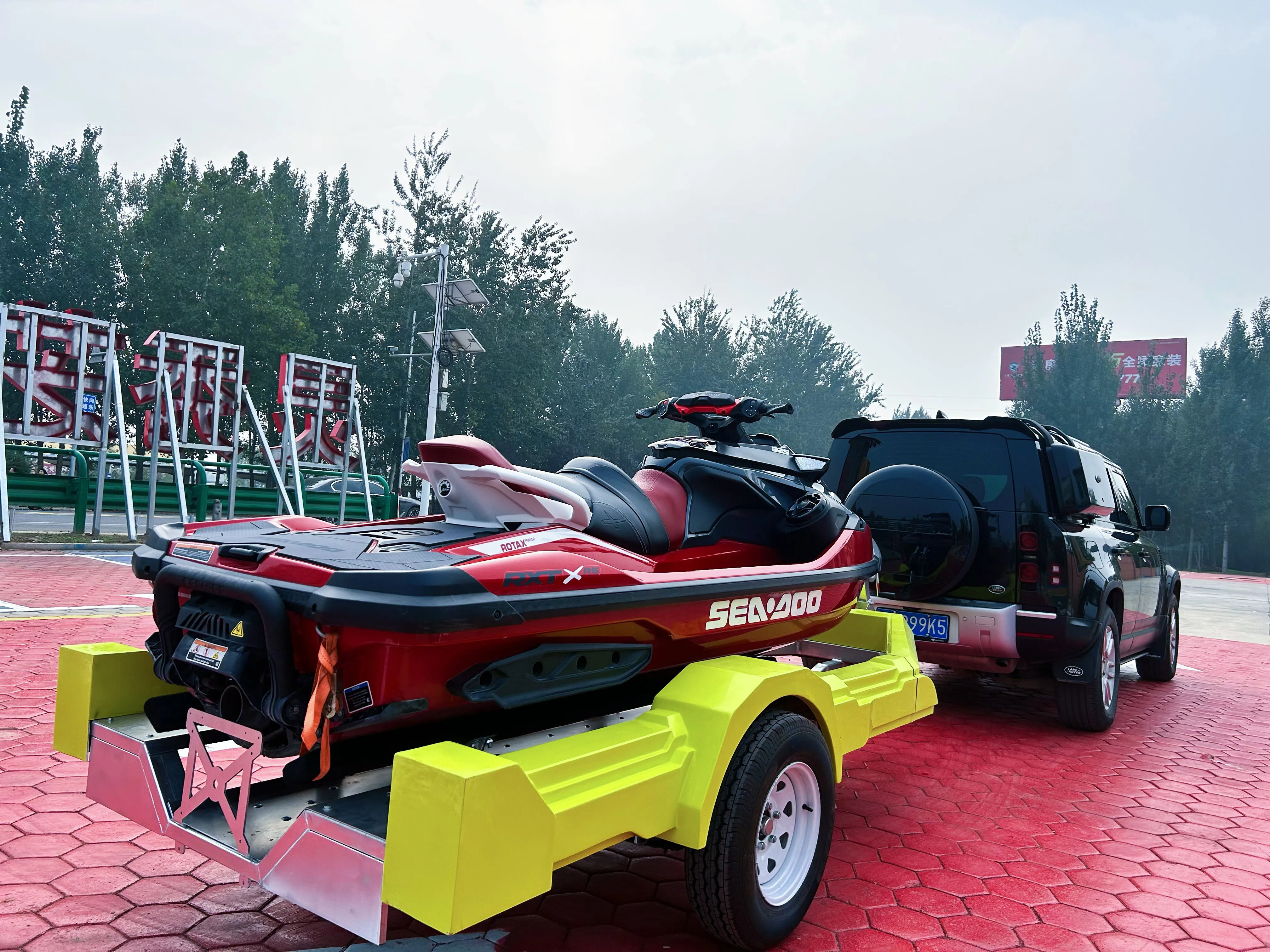 Multi-functional FRP yacht trailer, exported overseas, suitable for various models