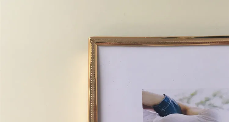 
open painting simple pattern edge stitching metal glass photo frame 