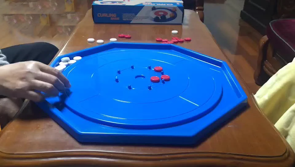 Portable plastic crokinole checkers classic board game canada crokinole tabletop educational toy tournament crokinole board game