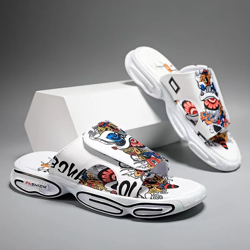 Popular Chinese-style Lion Dance Men Slippers Summer Outdoor Platform Sandals Trend Beach Shoes