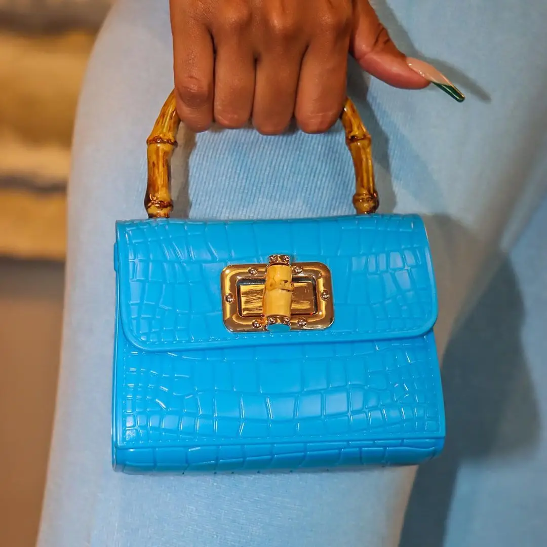 2022 fashion streetwear pvc shoulder bag tote mini jelly handbags for women ladies