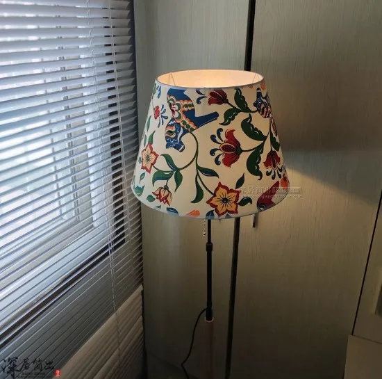 Wholesales China Lighting Factory diameter 22cm Print Fabric Lampshades For Large Table Lamps Lampshades On Stock
