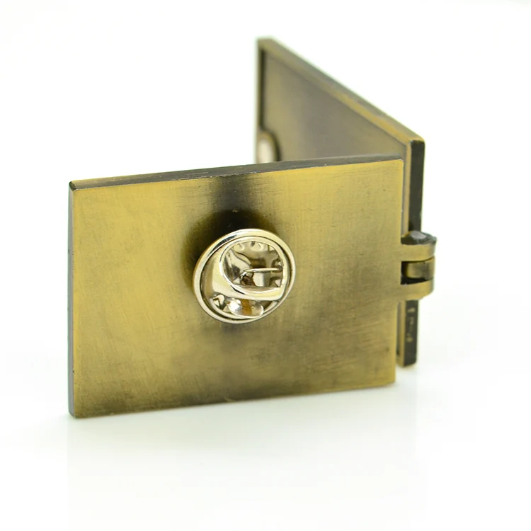 China Crafts Manufacturer Promotion Engraved Bronze Badges Embossed Custom Logo Metal Brass Lapel Pin Badge Hinged Enamel Pin