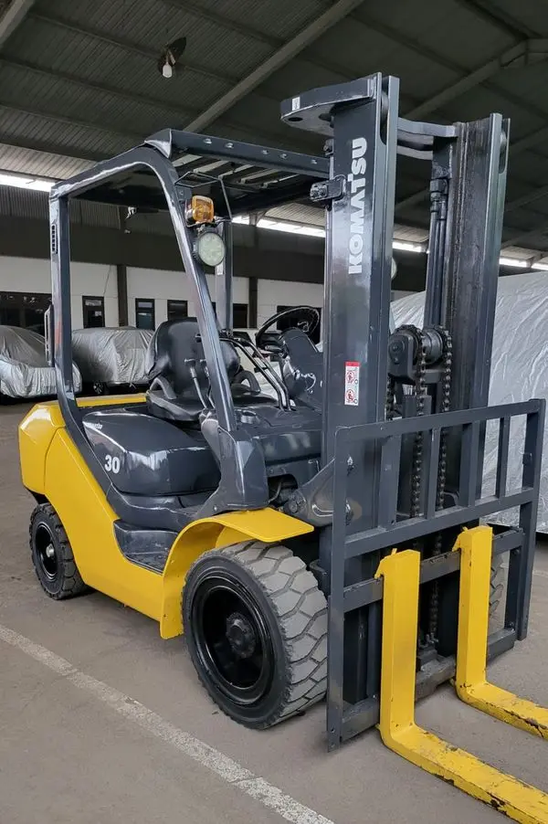 Вилочный погрузчик Komatsu 3ton дизель FD30 для продажи в Шанхае