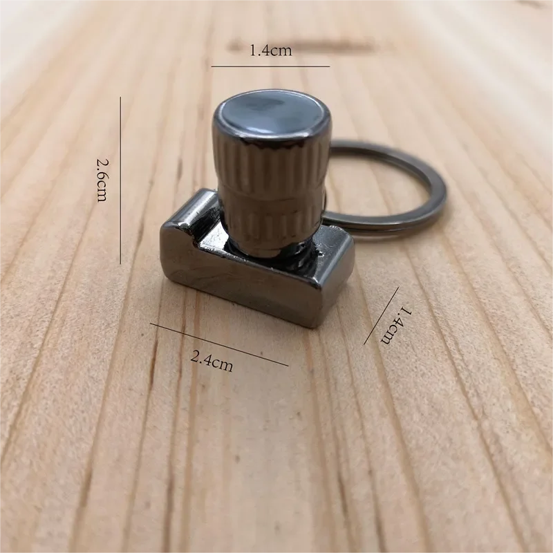 Wholesale Vintage Camera SLR Alloy Key chain Pendant Mini Camera keychain Charm Souvenir Gift For Photography Enthusiasts