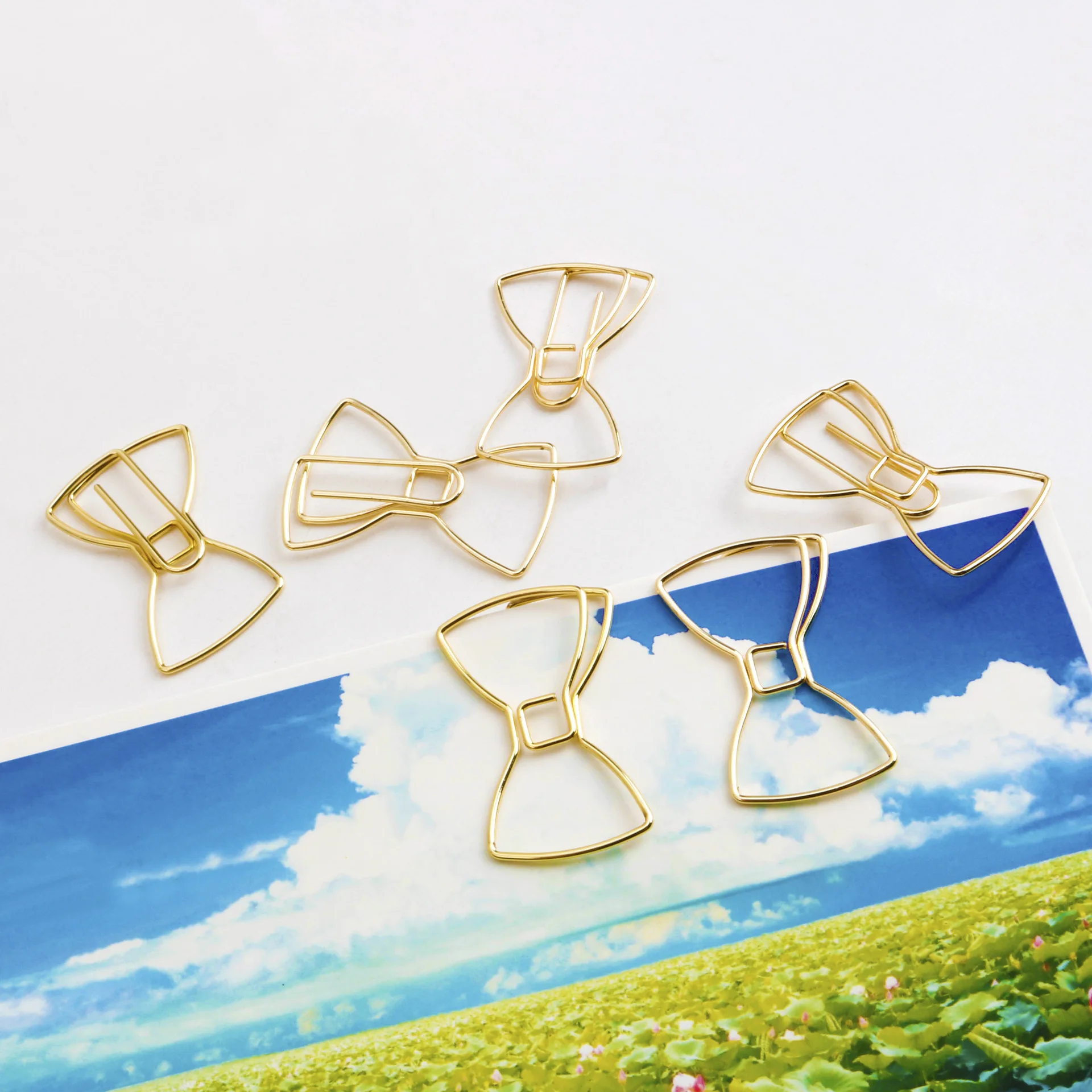 Индивидуальные заводские оптовые продажи, стальная проволока, розовое золото, зажимы для бумаги, карандаш, держатель для ручек, зажимы для офиса