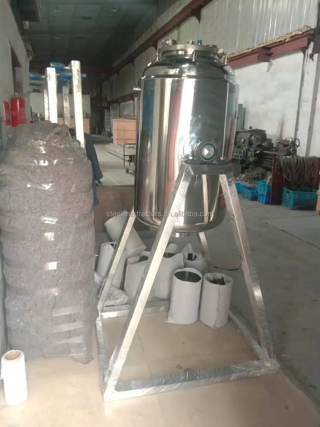 jacketed tank with filter plate and  rack