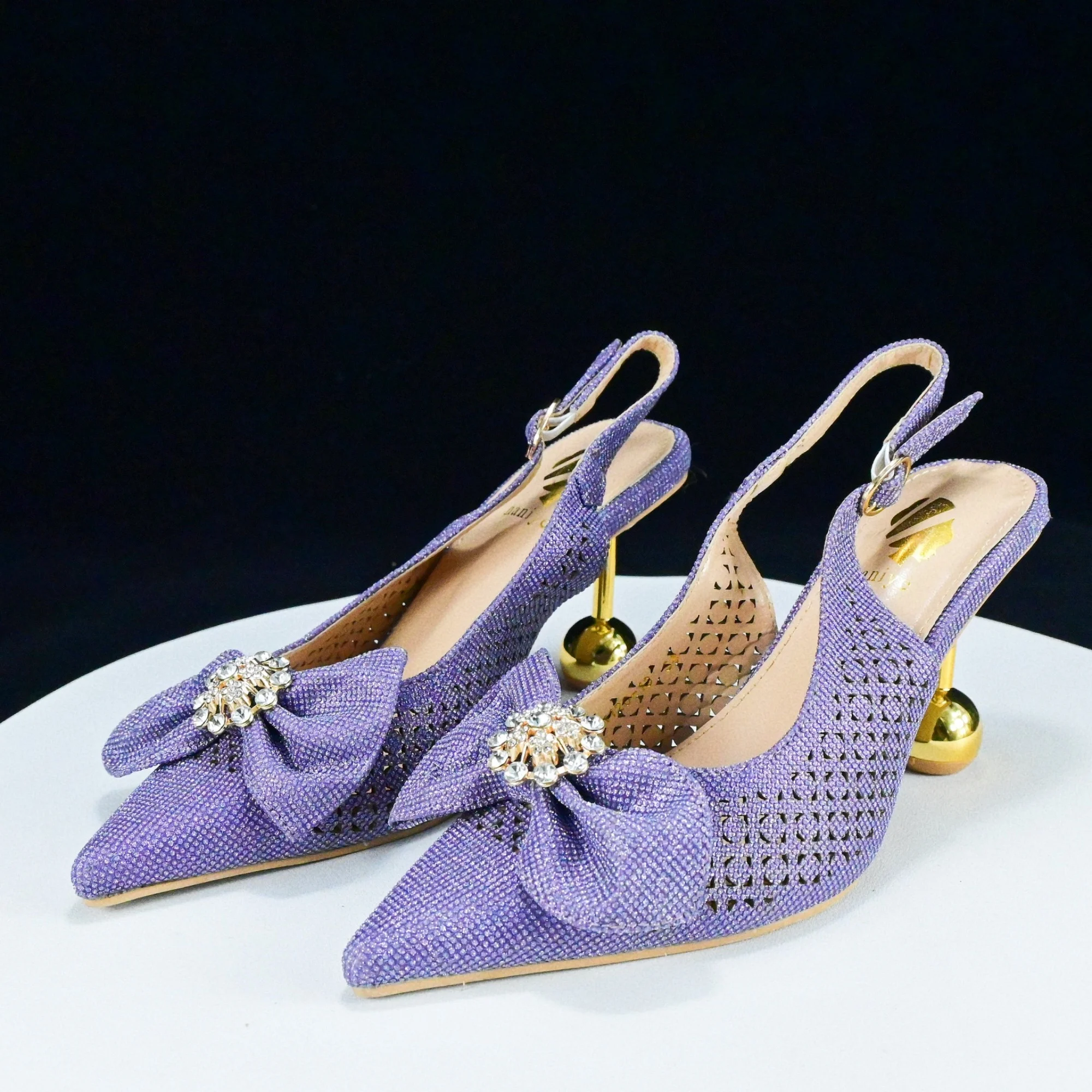 Rhinestone 2024 Purple Color Pointed Toes Design Ladies Sandal Shoes Matching Bag Set For Nigerian Women Wedding Party