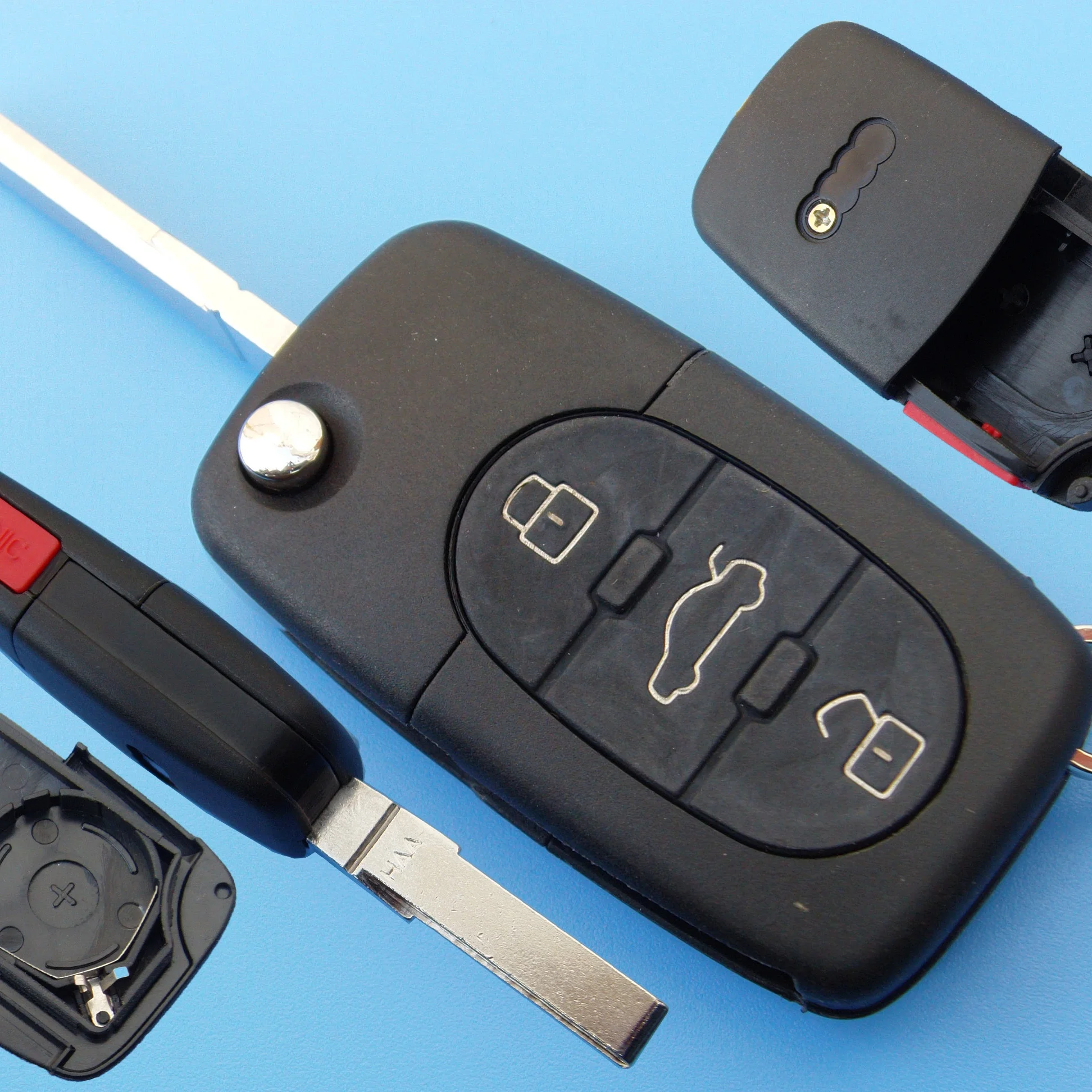 Hot seller A-udi 3+1 buttons flip folding remote control fob key case cover blank for A3 A4 A6 A8 with HAA blade