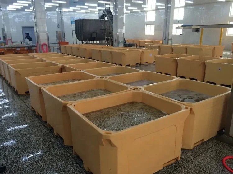 Large cooler box rotomolded ice tube fish transport processing container