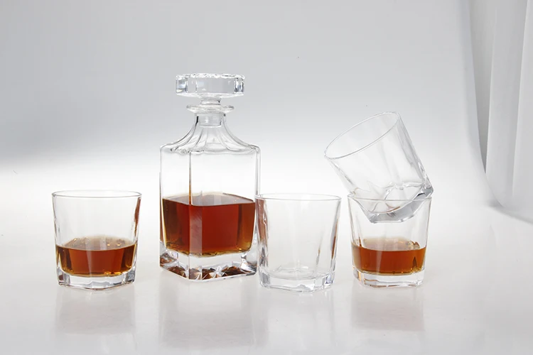 29 oz premium crystal vertical stripe vodka liquor whiskey decanter with glass stopper