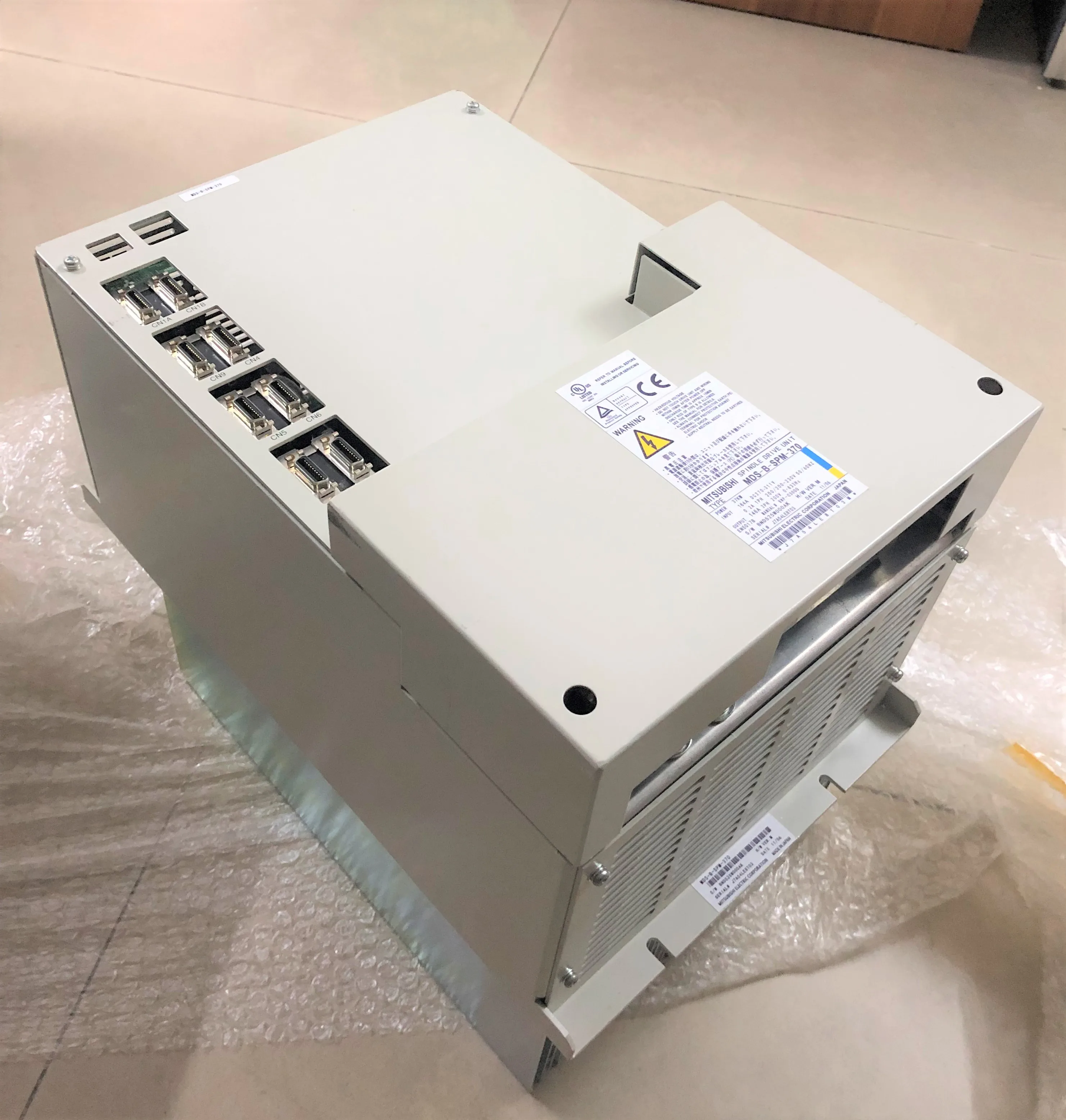 
MDS-B-SP-370 MDS-B-SPH-370 MDS-B-SPM-370 Mitsubishi Original Spindle Drive Good working 