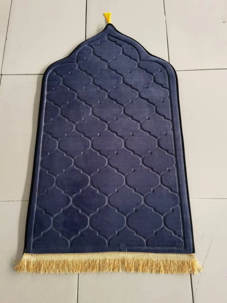 Sponge Embossed Prayer Padded Prayer Mat Portable Thick Washable Muslim Sajadah Worship Prayer Mats