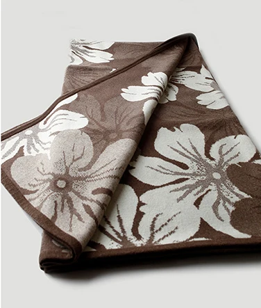 2024 New Large Knitted Wool Blanket 180*200cm Luxury Seamless jacquard Warm Thick Flower Sofa Bed Fleece Wool Blanket