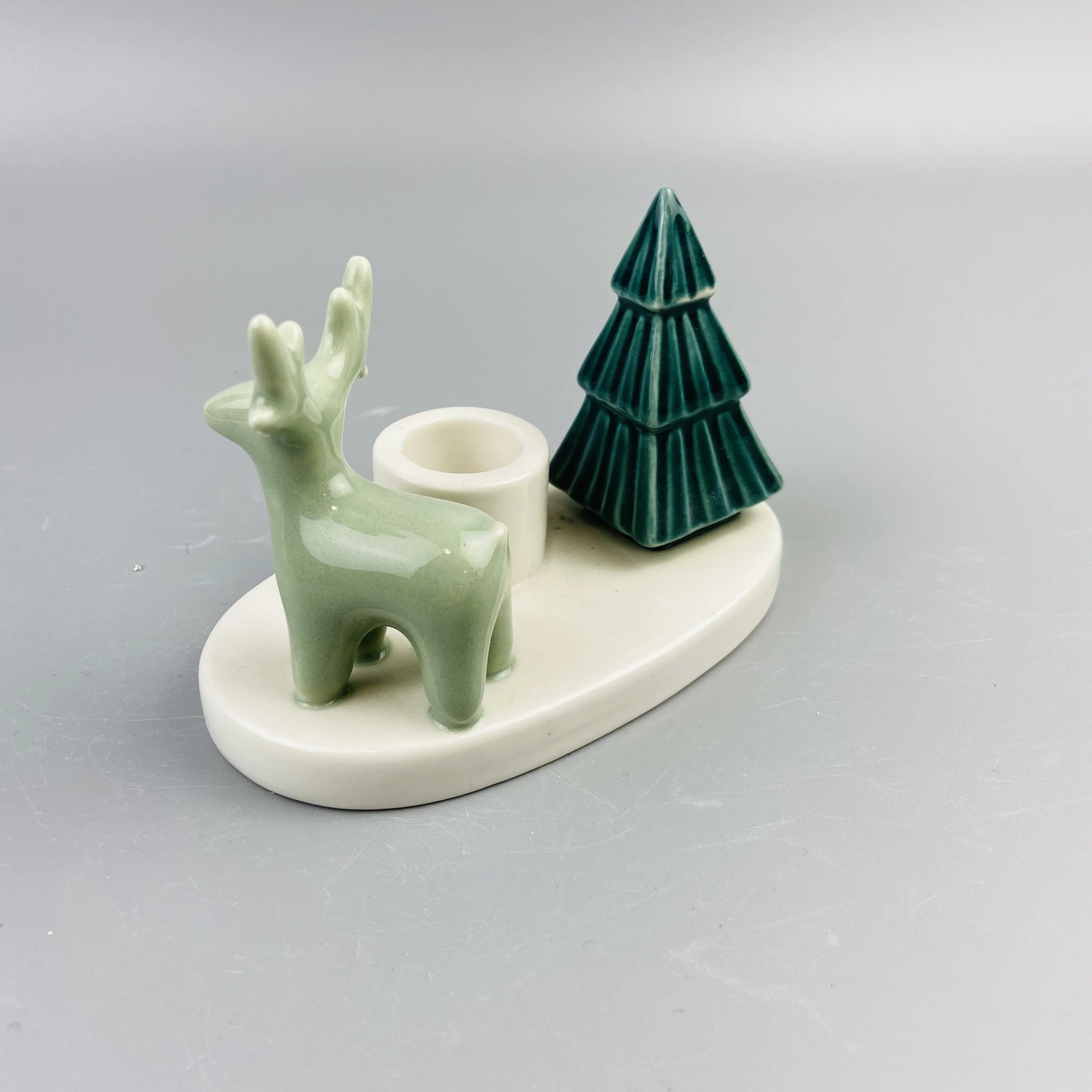 
Newest deer and Christmas tree decor porcelain candlestick holder 