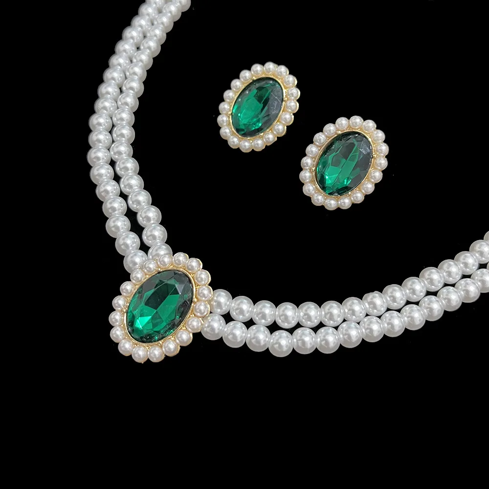2024 Fashion Jewelry Set Vintage Style Emerald Diamond Pearl Beads Double Layer Collar Chain Earring Set