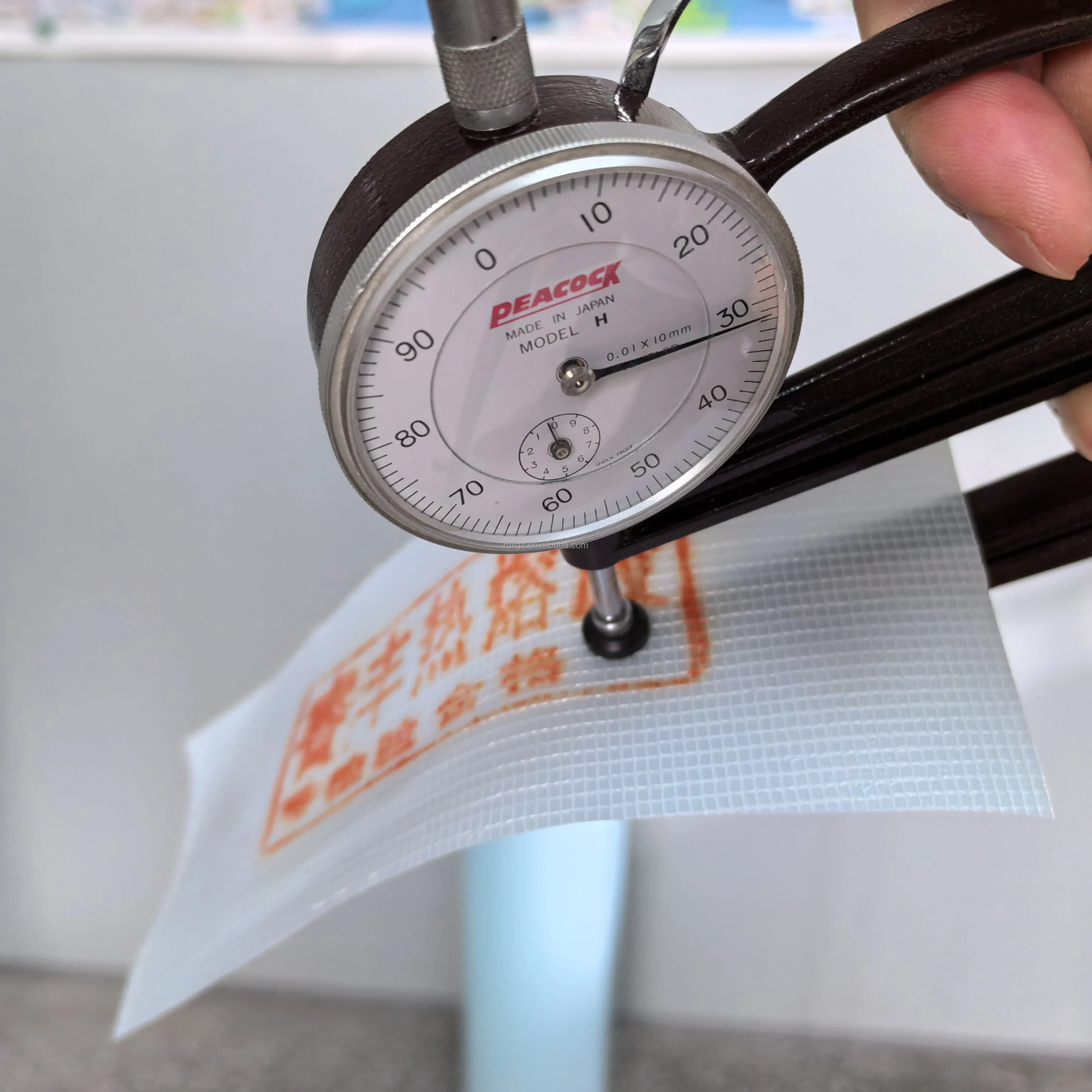 hot melt glue counter  and hot melt toe box for shoe toe stiffen material