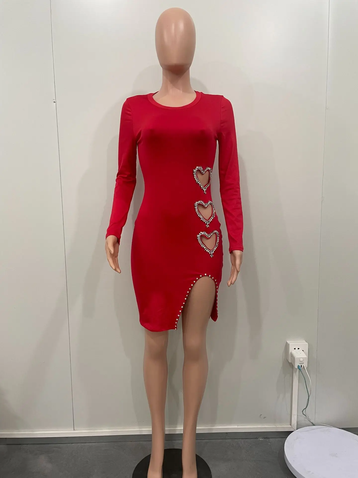A1440 Sexy solid color round neck long sleeve heart shape rhinestone short slit dress hip wrap bodycon dress